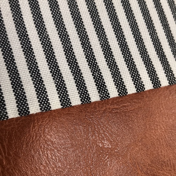 Set of 2 Decorative Pillow Covers Throw Accent Pillow Covers - Picture 8 of 11